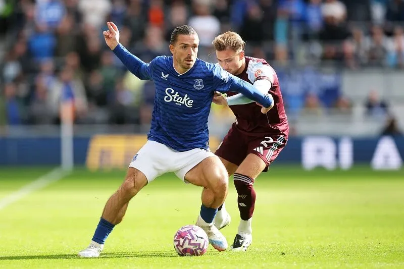 Aston Villa có khả năng giành 3 điểm trên sân nhà