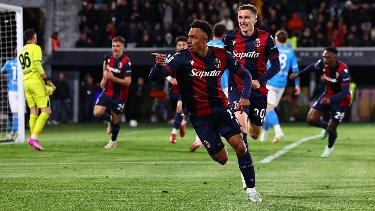 Trước giờ bóng lăn